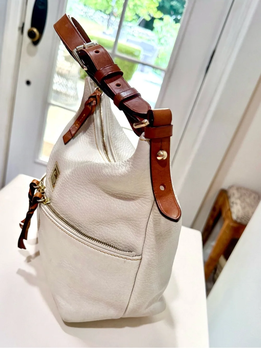 Dooney & Bourke Dillen Pocket Sac Leather Bag
